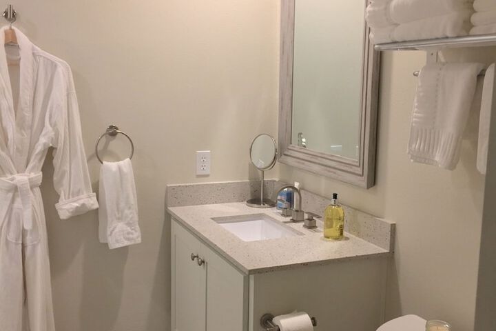 Room 27 of 53