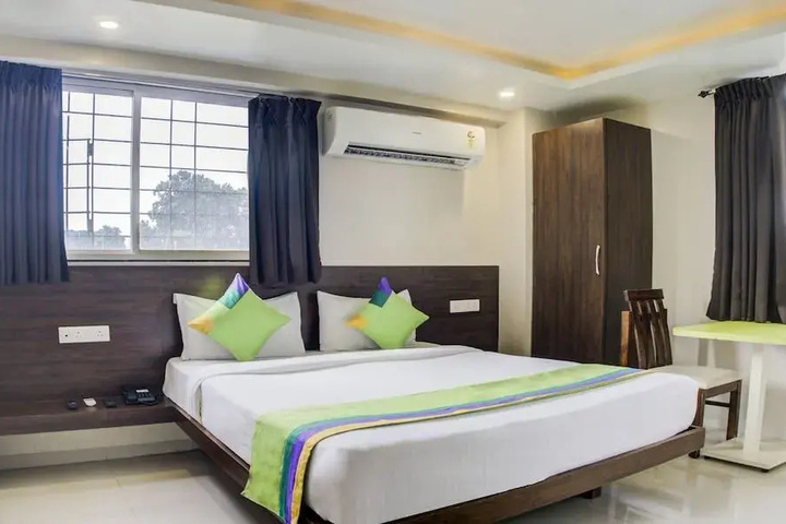 Room 4 of 29