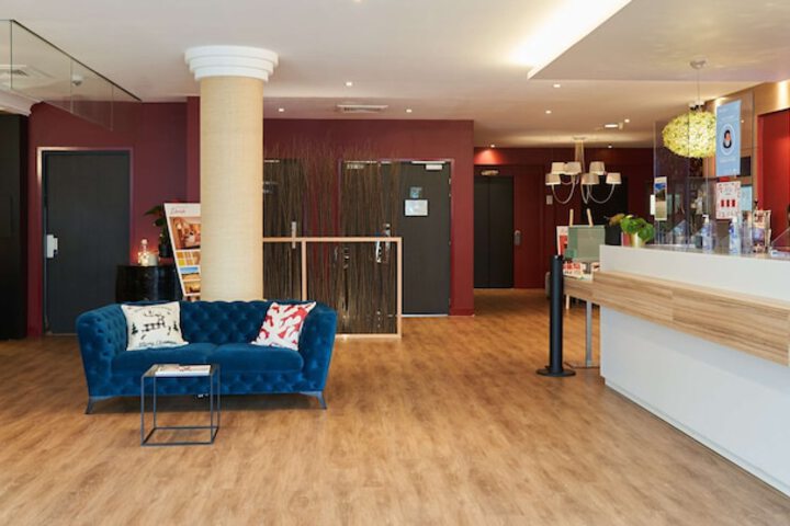 Hotel Interior 11 of 65