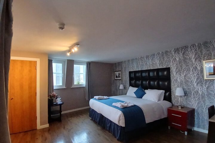 Room 125 of 182