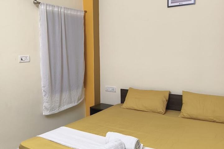Room 2 of 26