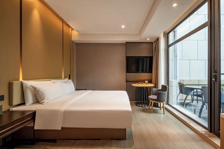 Room 31 of 86