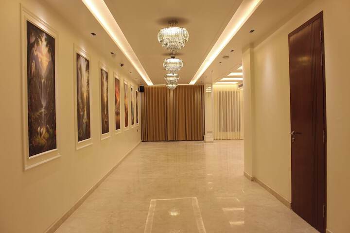 Hotel Interior 7 of 77