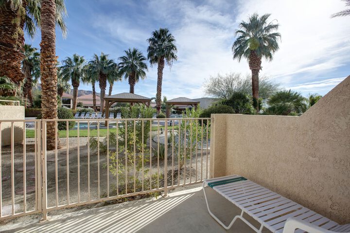 1 King Bed Balcony Pool View (3 of 65)