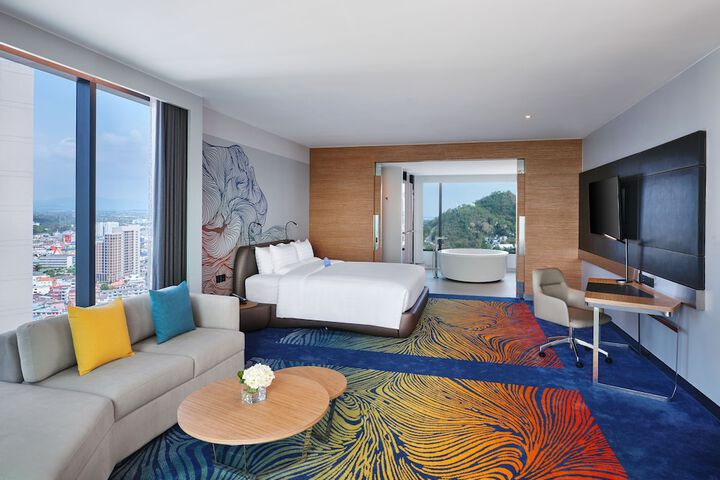 Room 8 of 46