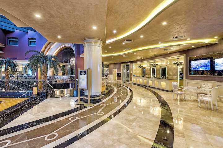 Guest Lobby