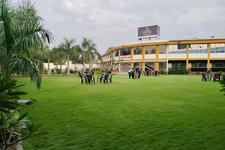 General 10 of 11