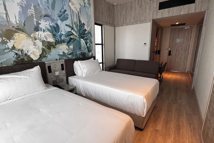 Fifth Avenue Hotel
