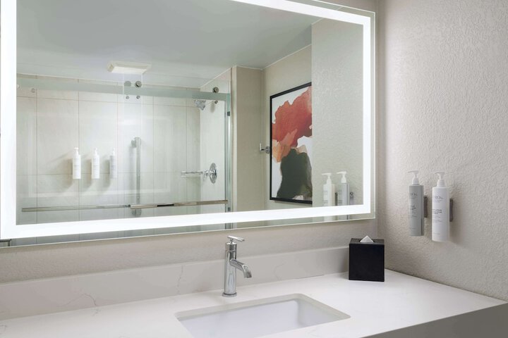 Bathroom shower