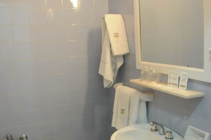 Room 8 of 23