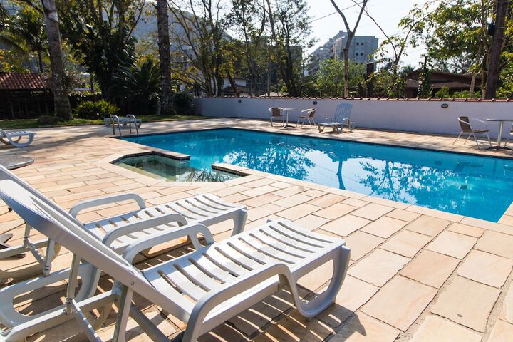 Pool 73 of 99