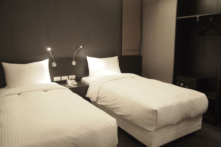 Room 20 of 68