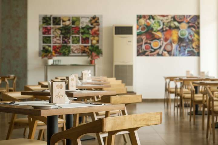 Dining 72 of 209