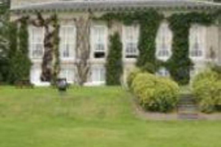THAINSTONE HOUSE SPA AND HOTEL