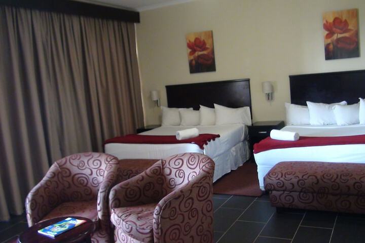 Room 5 of 48