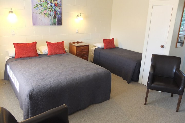 Room 6 of 41