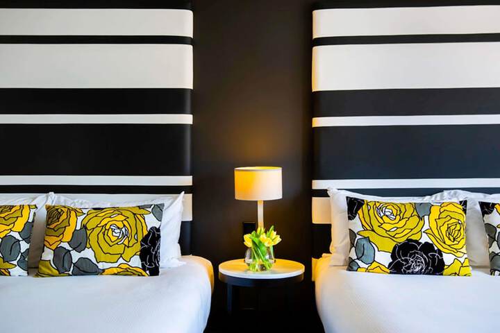 Room 20 of 147