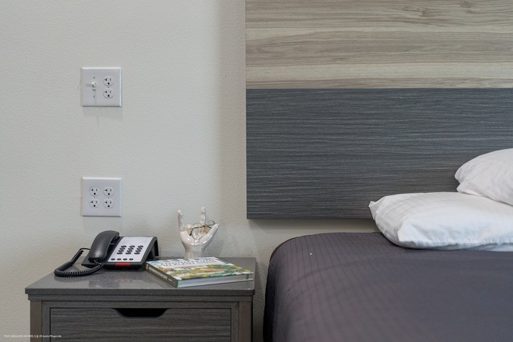 Room 28 of 63