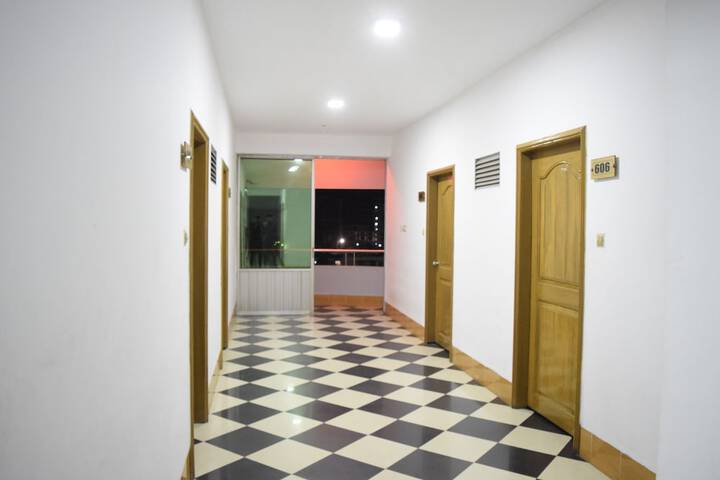 Ballroom/Hall 50 of 59