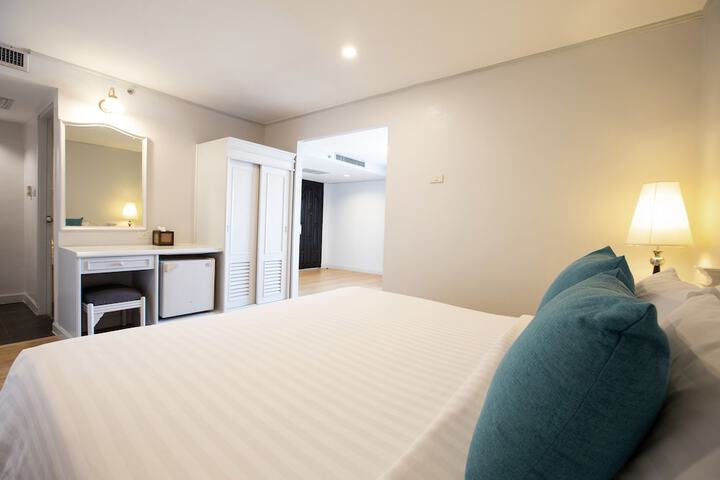 Room 16 of 61