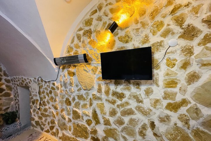 Room 8 of 54