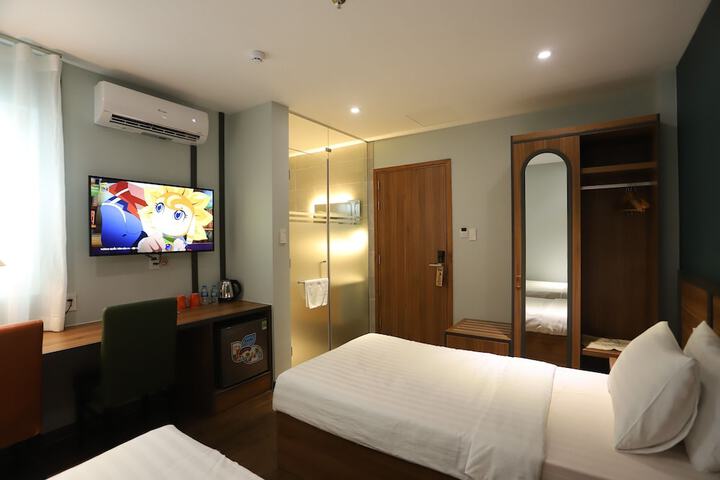 Room 8 of 45