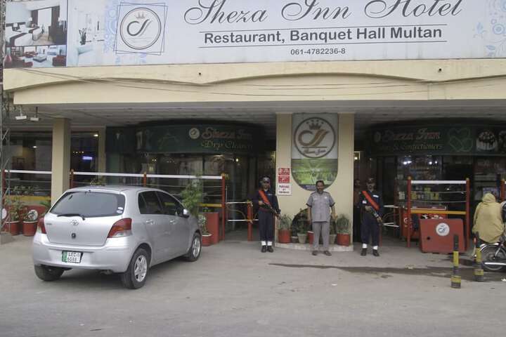 Sheza Inn Hotel Multan