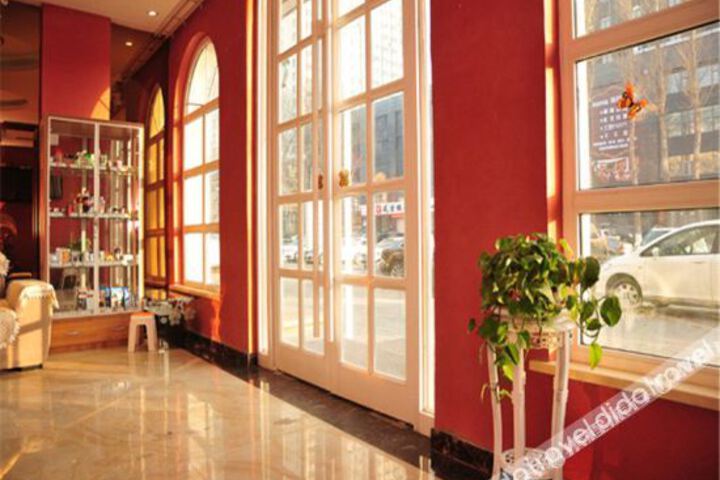 Hotel Interior 6 of 15