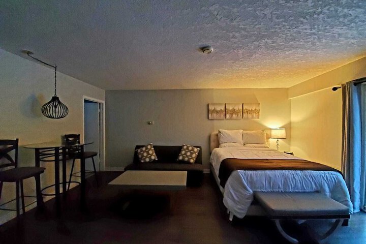 Room 6 of 46