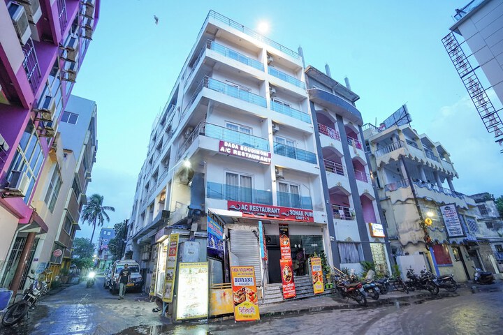 Hero Image 1 of 63