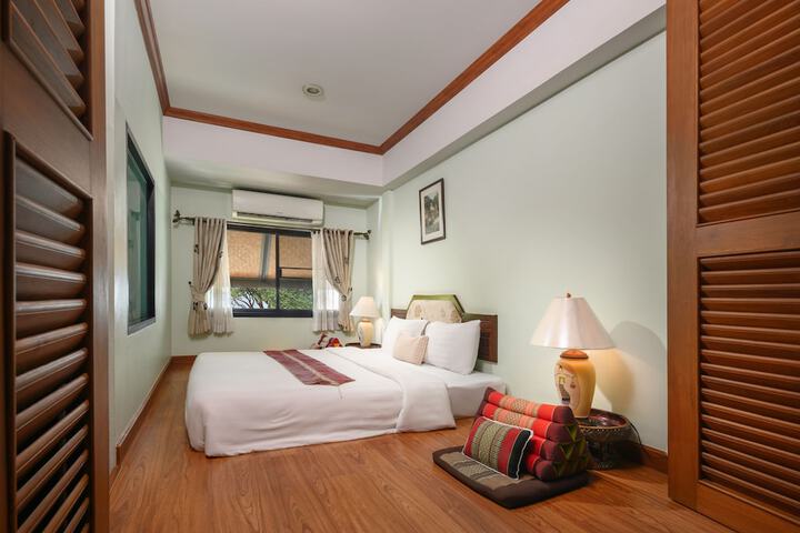 Room 27 of 60
