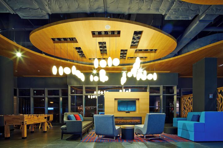 Hotel Interior 4 of 61