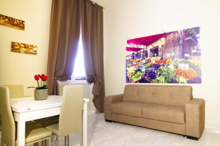 Room 42 of 48