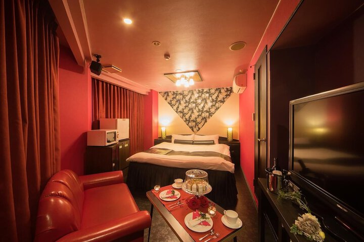Room 16 of 49