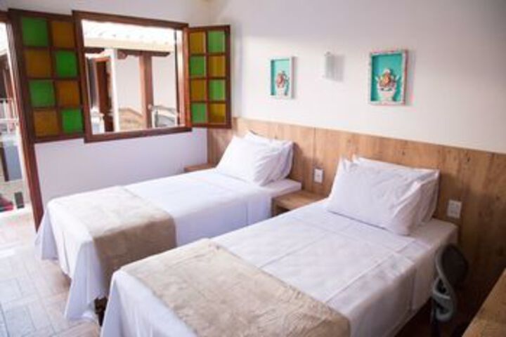 Room 18 of 33