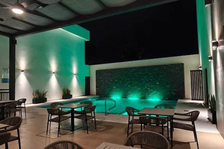 Pool 15 of 20