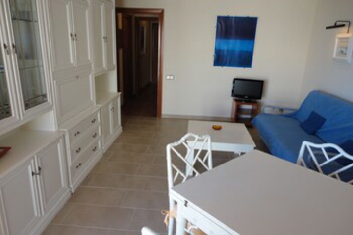 Room 4 of 7