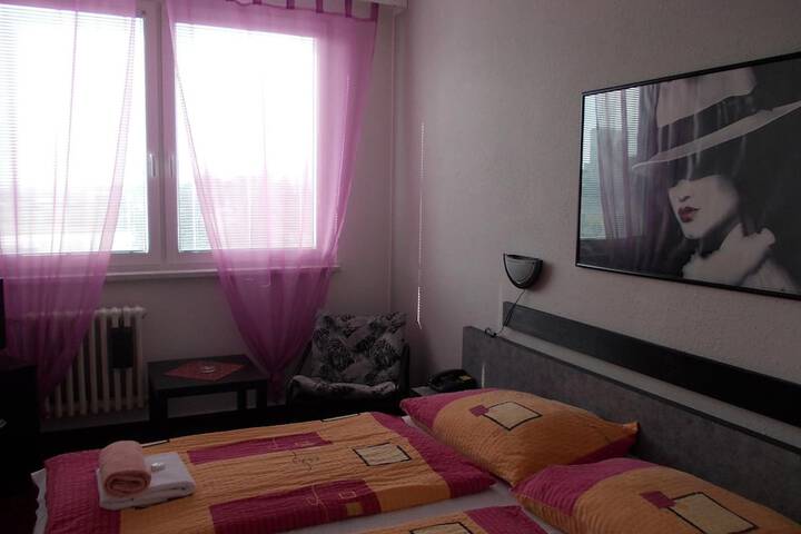 Room 19 of 49
