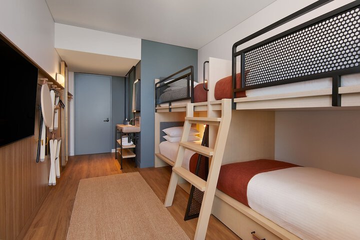 Room 18 of 78
