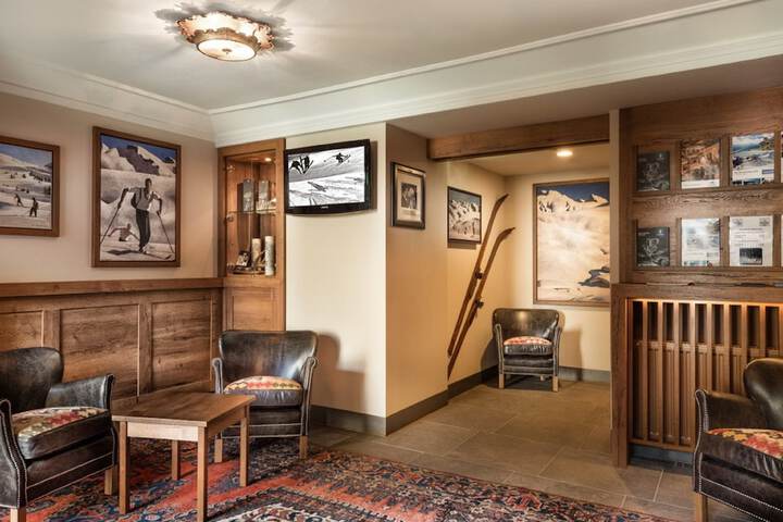 Lobby Entry