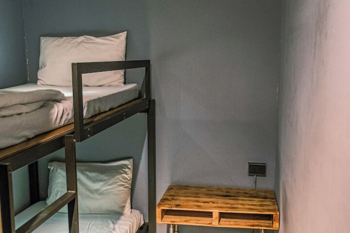 Room 21 of 85