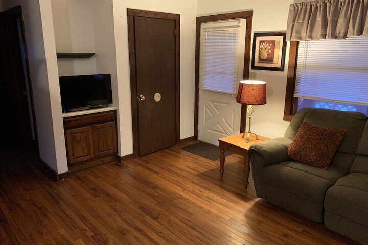 Room 14 of 122