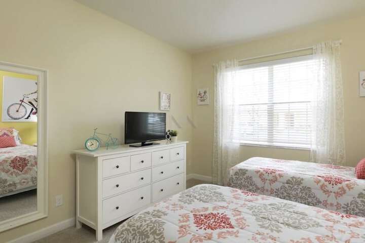 Room 13 of 29