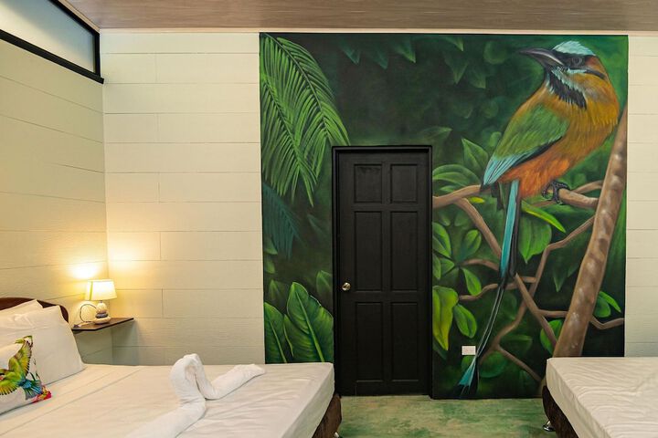Room 28 of 64
