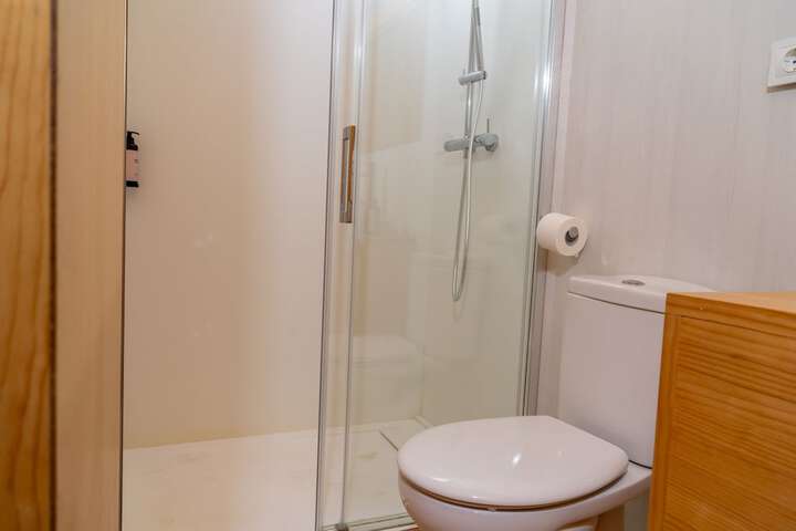 Room 16 of 24