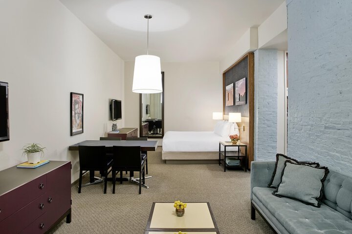 Room 22 of 62