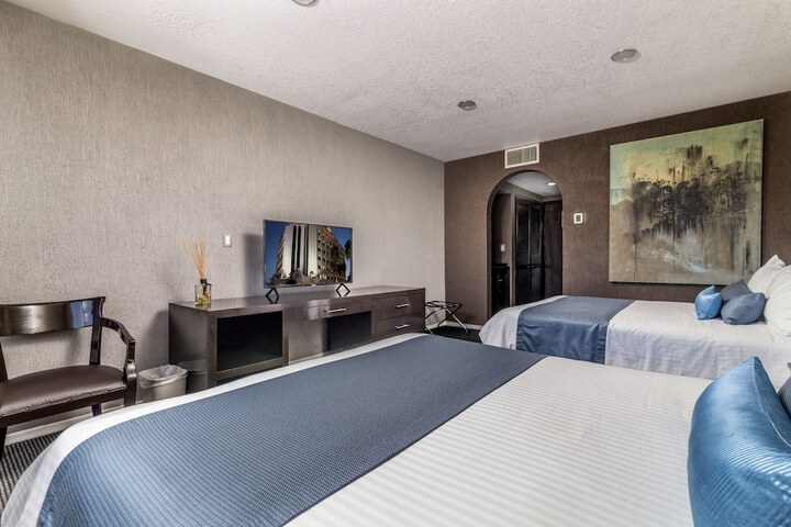Room 22 of 87
