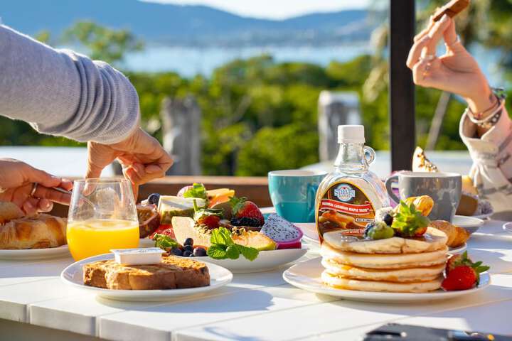 Breakfast/Coffee Service 36 of 45