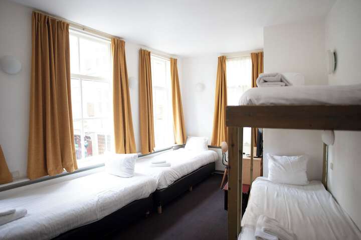 Room 41 of 78
