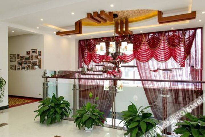 Hotel Interior 10 of 30